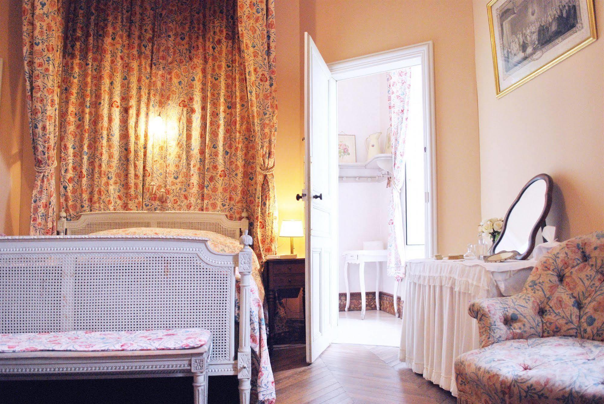 Chateau De La Jumelliere Villa Luaran gambar